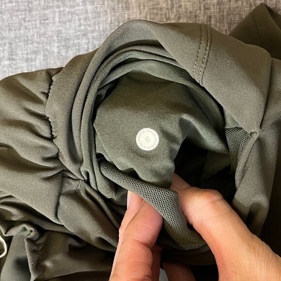 Lululemon Stretch High Rise Jogger Pants - Women's Size 6 - Green - Picture 6 of 10